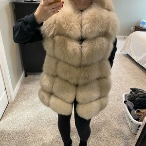 Aria Moda Fox fur vest